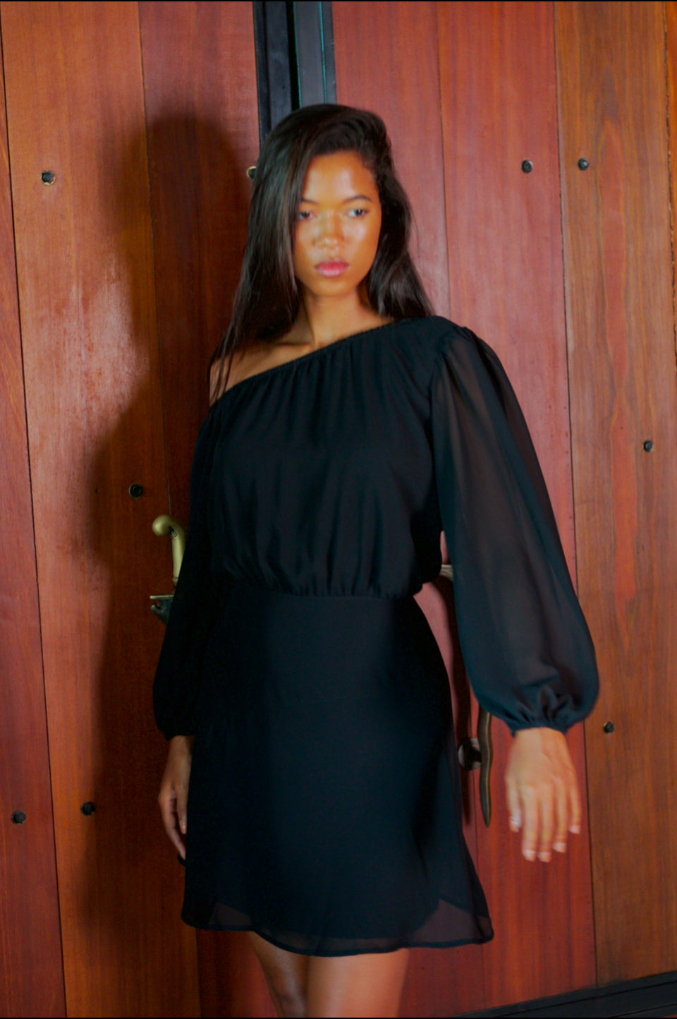 Amada Corto - LC 060