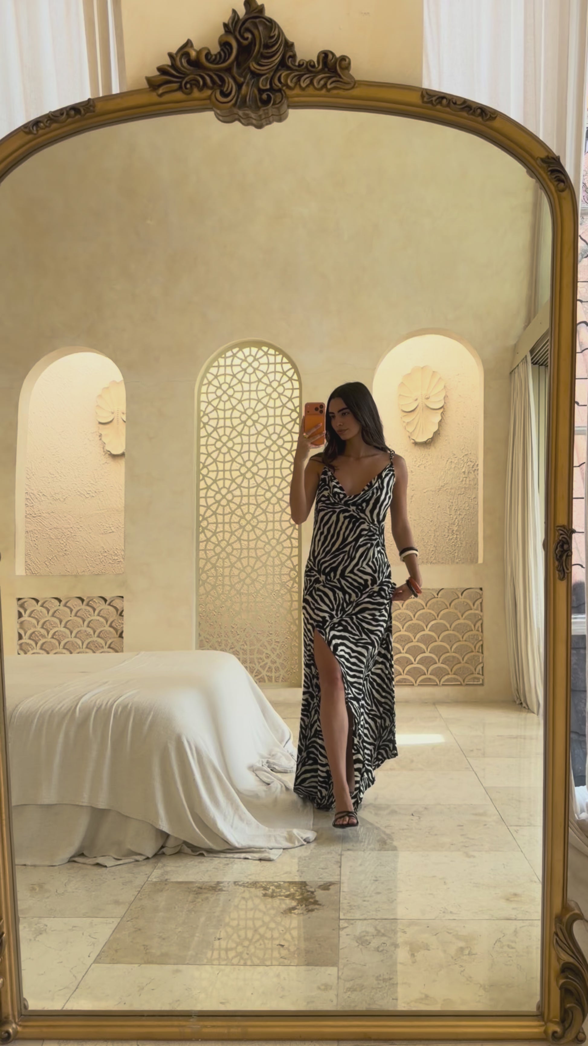 WILD DRESS – Robe Longue Voile Zèbre Dos Couvert | by Paquita Exbrayat